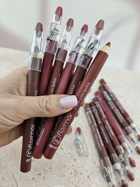 Набір матових олівців для губ Flormar Matte Color Lipstick з точилкою упаковка 12 шт 2005069573 фото