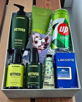 Подарунковий набір косметики у стилі Lacoste Cool Play 7 в 1 PB7851680-ID2936658732 фото