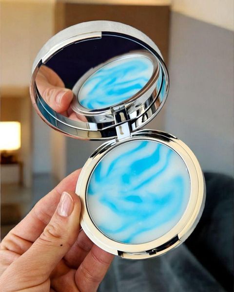 Восковая матирующая пудра Candy Bella Blue Sky And Cloud Oil Control Pressed Powder 10 г 2611971696 фото