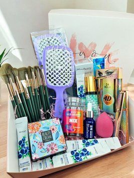 Подарунковий набір декоративної косметики 10 в 1 PB6072045-ID2772427731 фото