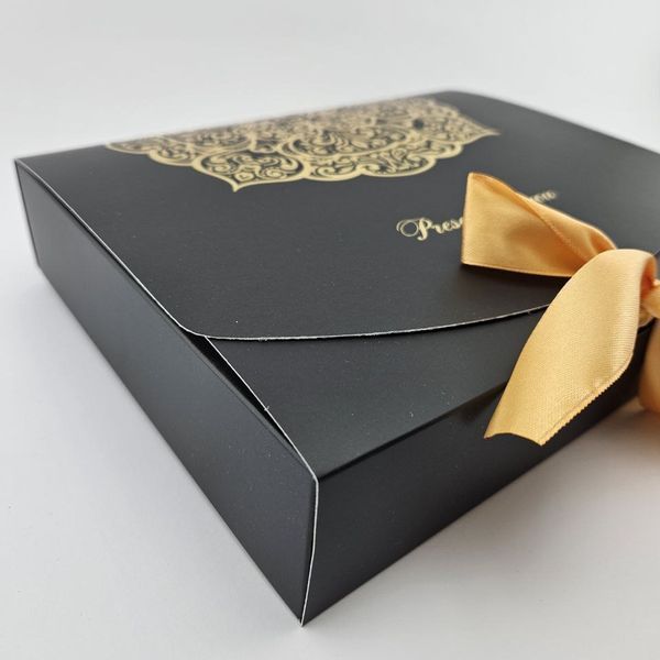 Подарункова коробка "Present for you" 25x20x5 см 4431 фото